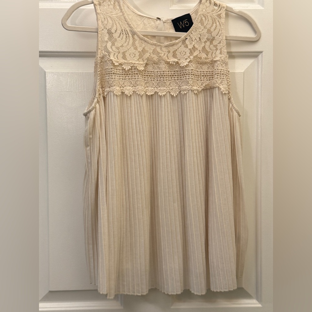 W5 Beige Lace Pleated Blouse